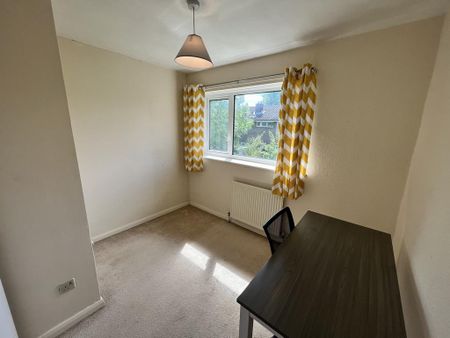 2 bedroom semi-detached house to rent - Photo 3