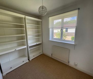 4 bedroom detached house to rent - Photo 6