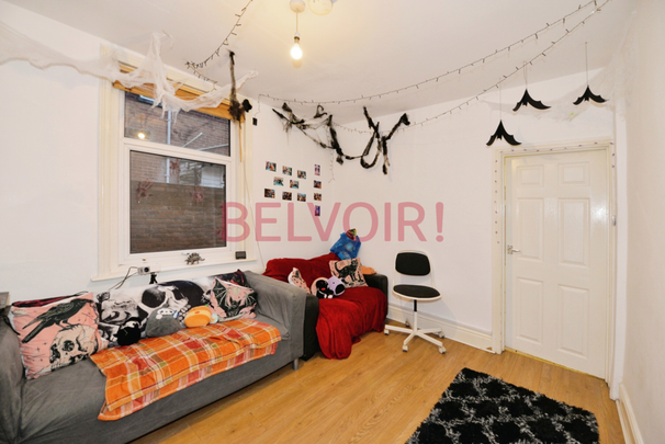 5 bedroom semi-detached house to rent - Photo 1