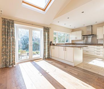 3 bedroom House To Let - Photo 6