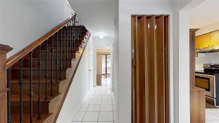 For Lease - 44 Elmstead Court, Brampton, Ontario - Photo 4