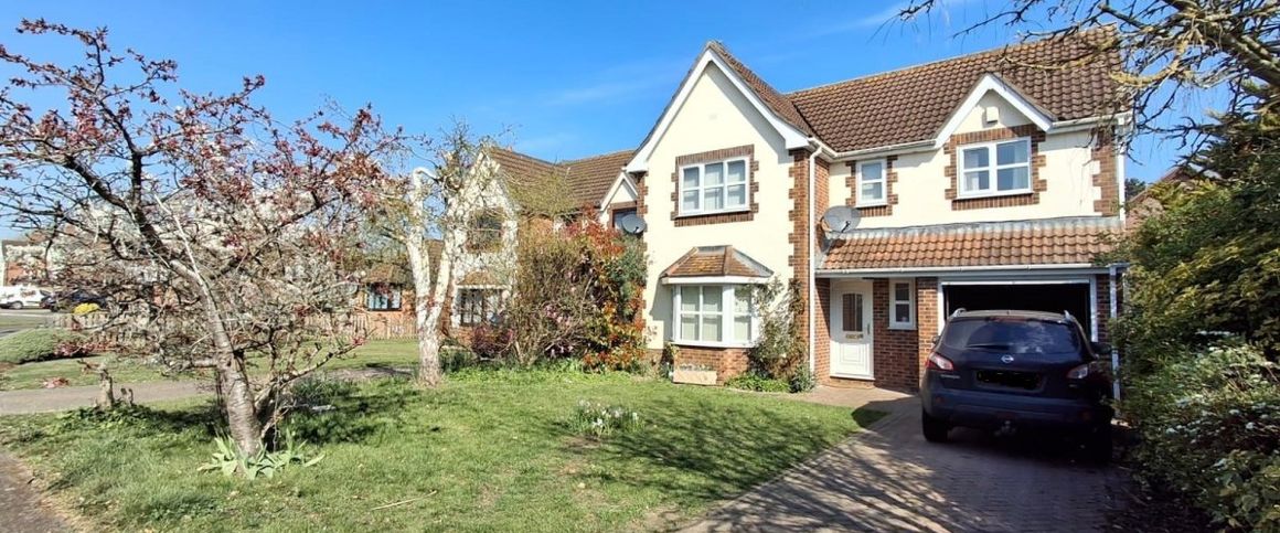 Lambourne Way - Photo 1