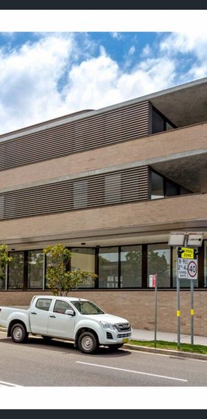 ELEGANT VILLAGE APARTMENT WITH PREMIUM LIFESTYLE AMENITIES - Photo 2