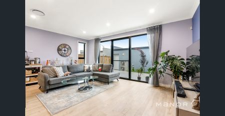 Modern Family Living in a Peaceful Parkside Setting - Photo 3