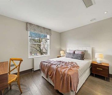 St John's Wood Park, London, NW8 - Photo 4