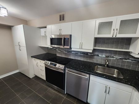 For Lease - 50 Inverlochy Boulevard Unit# 309, Markham, Ontario - Photo 3