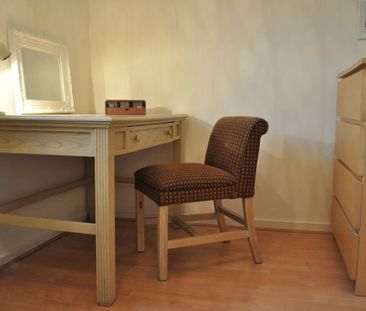 2 Bed Maisonette, Viewcraig Street, EH8 - Photo 5