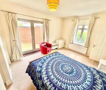 1 bedroom in a house share to rent - Photo 4