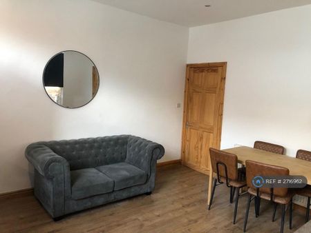 4 bedroom terraced house to rent - Photo 4