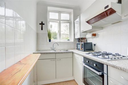 1 bedroom flat to rent - Photo 4