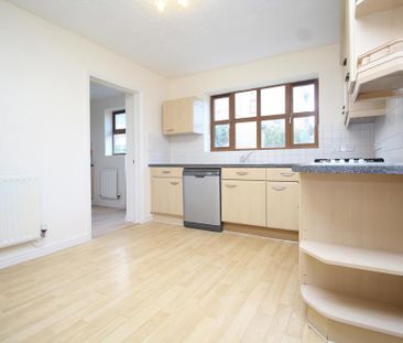 4 bedroom detached house to rent - Photo 5