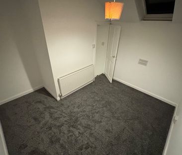 3 Bed Terraced House, Forster St, NG7 - Photo 3