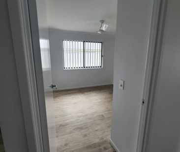 11 Yaringa Avenue, QLD 4655, Pialba - Photo 6