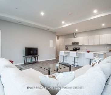 For Lease - 513 Dundas Street Unit# E2, Whitby, Ontario - Photo 4