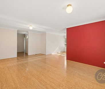 Spacious Living in the Heart of Taringa - Photo 1
