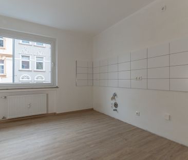Schöne ca. 78m² große 3-Zimmer-Wohnung mit Balkon, Aufzug und helle... - Foto 1