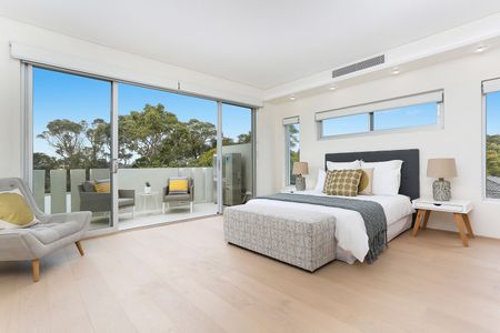 Captivating Family Entertainer with Granny-Flat - Photo 5