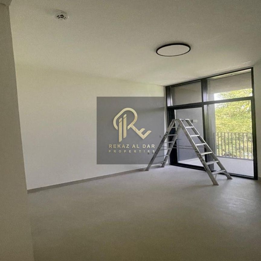 CORNER UNIT | 3 BEDROOM FOR RENT | SMART HOME | - Photo 1