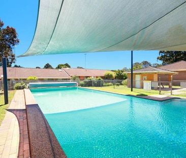 Oversized and Sunfilled Villa Home - Photo 4