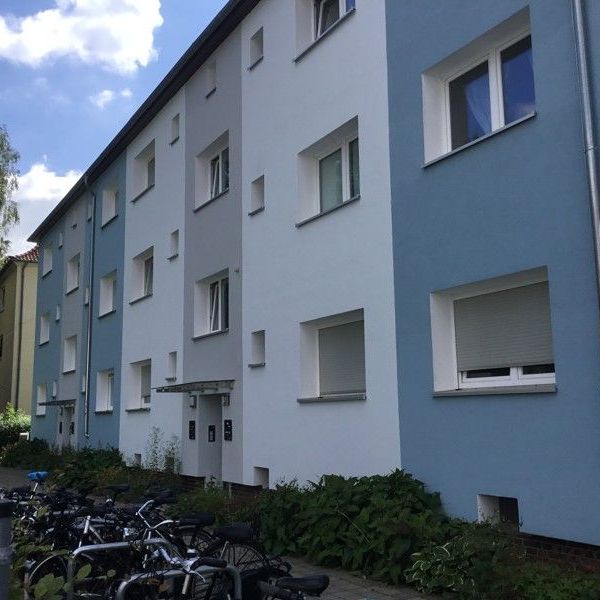 Attraktiv! WG geeignete 2-Zimmer-Wohnung mit Balkon Nähe Universität - Foto 1