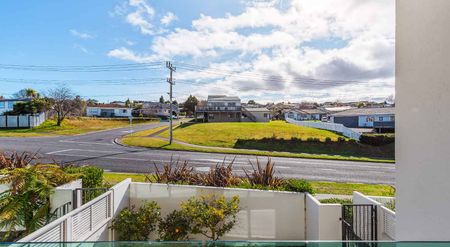 Watermark Apartment for Long term rent - Photo 4