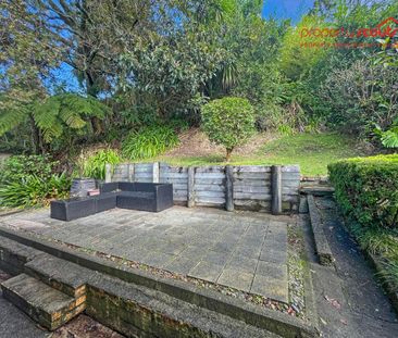 Standalone Sugar Workers Cottage – Charm, Privacy, and Views - Photo 5