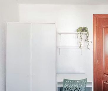 Carrer del Mestre Alberto Luz, Valencia, Valencian Community 46035 - Photo 4