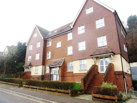 Garlands Road, Redhill, Surrey, RH1 - Photo 4