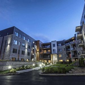 Luxueux condos idéal pour retraité Charlesbourg à louer - appartement / logement Québec - Photo 2