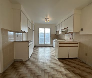 Appartement de deux chambres lumineuses à louer immédiatement. - Photo 1