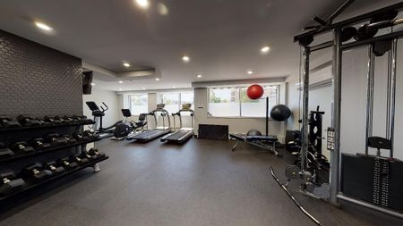 5501 Avenue Adalbert, Côte Saint-Luc, QC - Photo 2