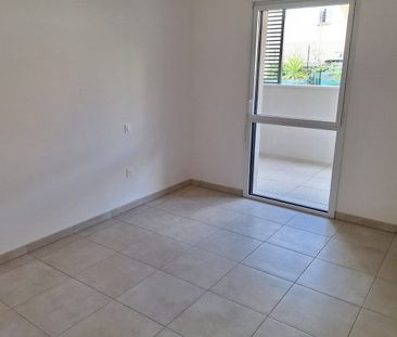 T2 NEUF AVEC TERRASSE ET PARKING - Photo 4