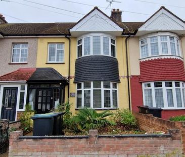 3 bedroom terraced house to rent - Photo 3