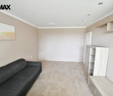 Pronájem bytu 3+1 v osobním vlastnictví o celkové výměře 66 m - Photo 1