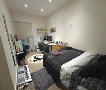 5 bedroom terraced house to rent - Photo 6
