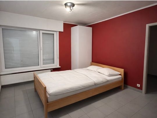 Appartement te huur - Photo 1