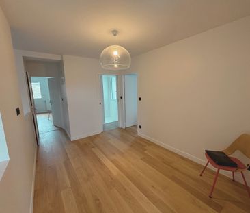 Location Maison 5 pièces 140m² ST JEAN DE BRAYE 45800 - Photo 2