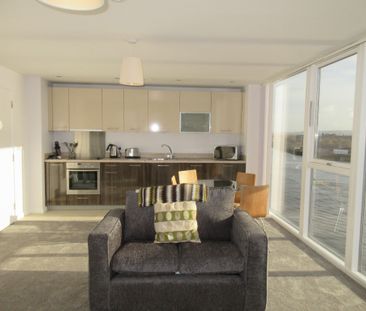 354 Meadowside Quay Walk - Photo 1