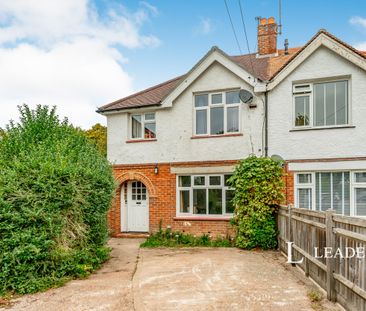 3 bedroom house to rent Knole Grove, East Grinstead, RH19 - Photo 5