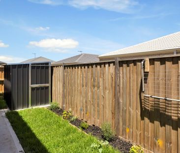 Spacious 2 Bedroom Unit - Photo 5