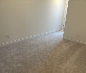 For Lease - 2015 Cameron Lott Crescent, Oshawa, Ontario - Photo 1