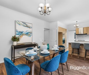 Large Modern Home in Premium Location Near Eastland and Eastlink - Photo 4