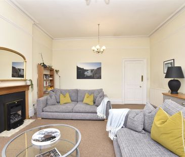 Upper Oldfield Park, Bath, Somerset, BA2 - Photo 1