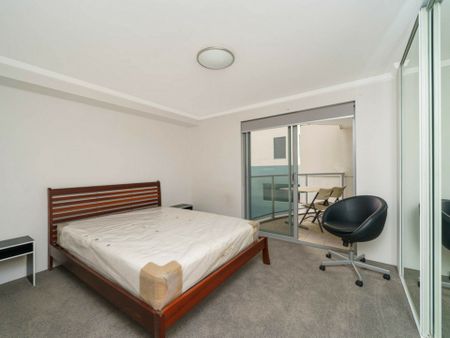 6/138 Mounts Bay Road, PERTH - Photo 4