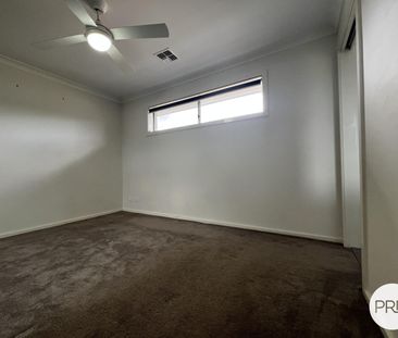 2/53 High Street, Queanbeyan East NSW 2620 - Townhouse For Rent | D... - Photo 5