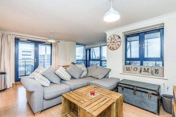 2 bedroom flat to rent - Photo 1