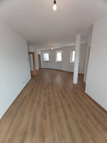 Topsanierte 3-Zimmer-Wohnung mit neuer Küche - Photo 3