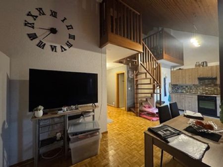 Appartement de 2.5 pièces mansardé au duplex au 3ème étage - Photo 2