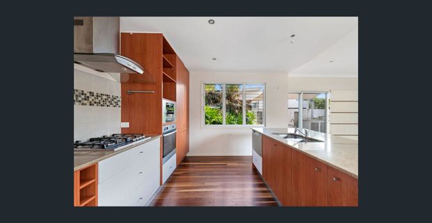 HUGE THREE BEDDER WITH MULTIPLE LIVING SPACES! - Photo 1