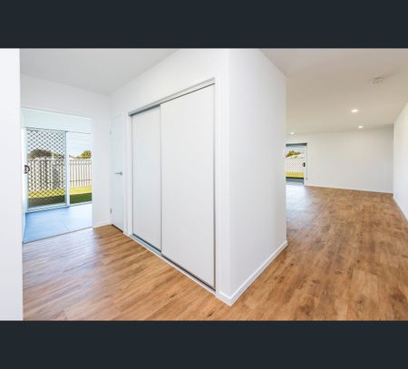 9 Sarazen, Coral Cove, Qld 4670 - Photo 5